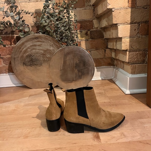 Solsana classic suede boots - Picture 3 of 4